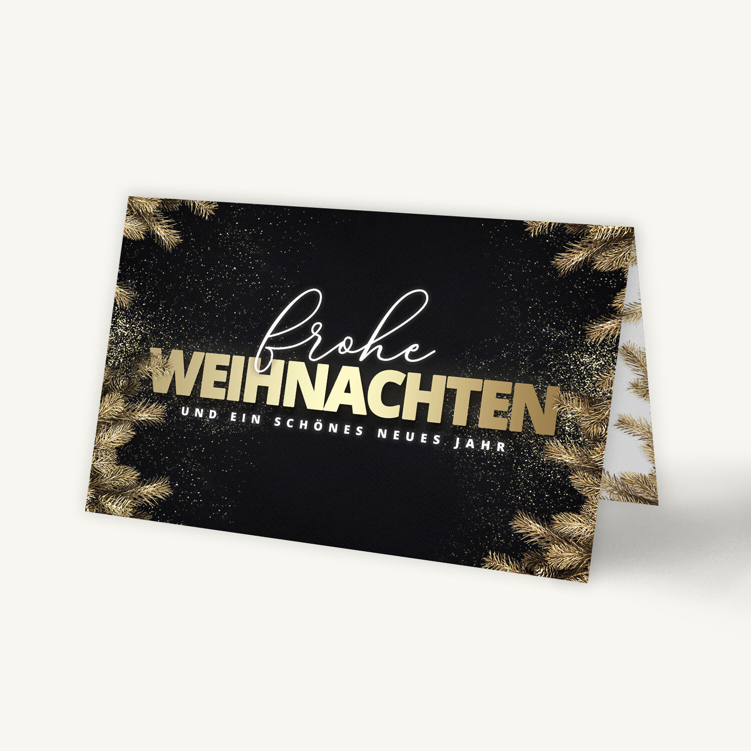 Geschäftliche Weihnachtsklappkarte mit schwarzem Hintergrund, goldenen Tannenzweigen und glitzernden Partikeln.